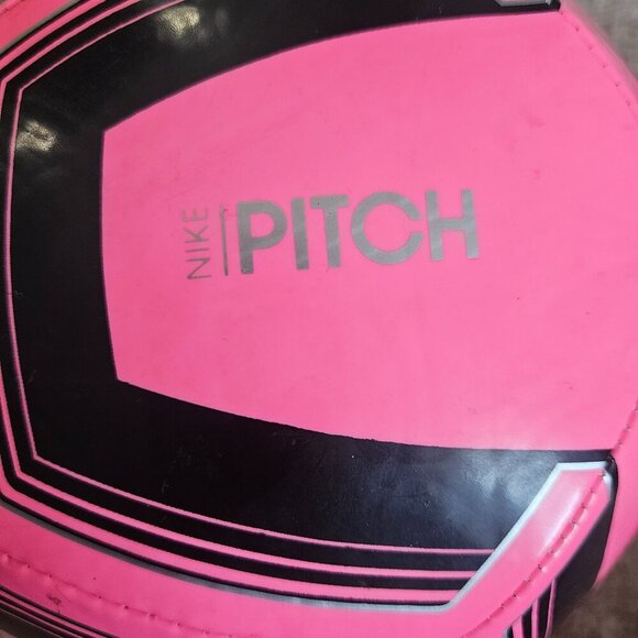 Nike Soccer Ball Pink Black 4 Team Pitch Training Unisex - Picture 2 of 5